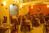 SOL PLAZA HOTEL - - - restaurant