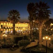 Place des armes à Arequipa