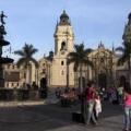 Place des armes à Lima