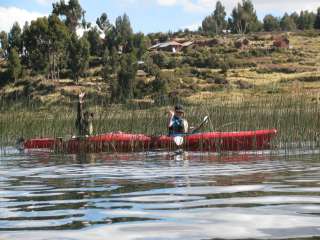 Departure for the community of Llachon and kayaking in Llachon