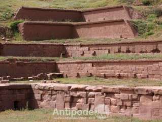 Départ pour la Bolivie et visite du site de Tiwanaku