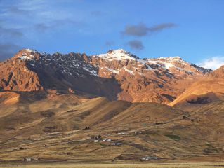 Travesía del altiplano entre Puno y Cusco.